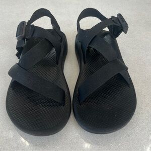 Chaco Men's Black sandals Z  size 9 like new adventure hiking summer ready